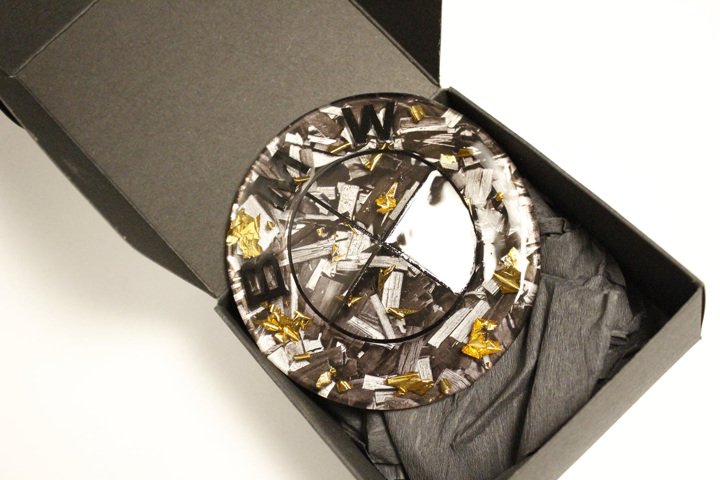 Nº 001 Gold Carbon Fiber
